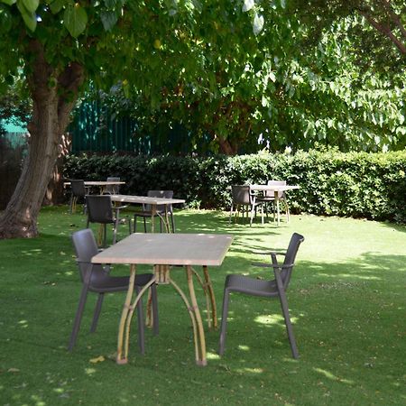 Hostal Blayet Valencia Eksteriør billede