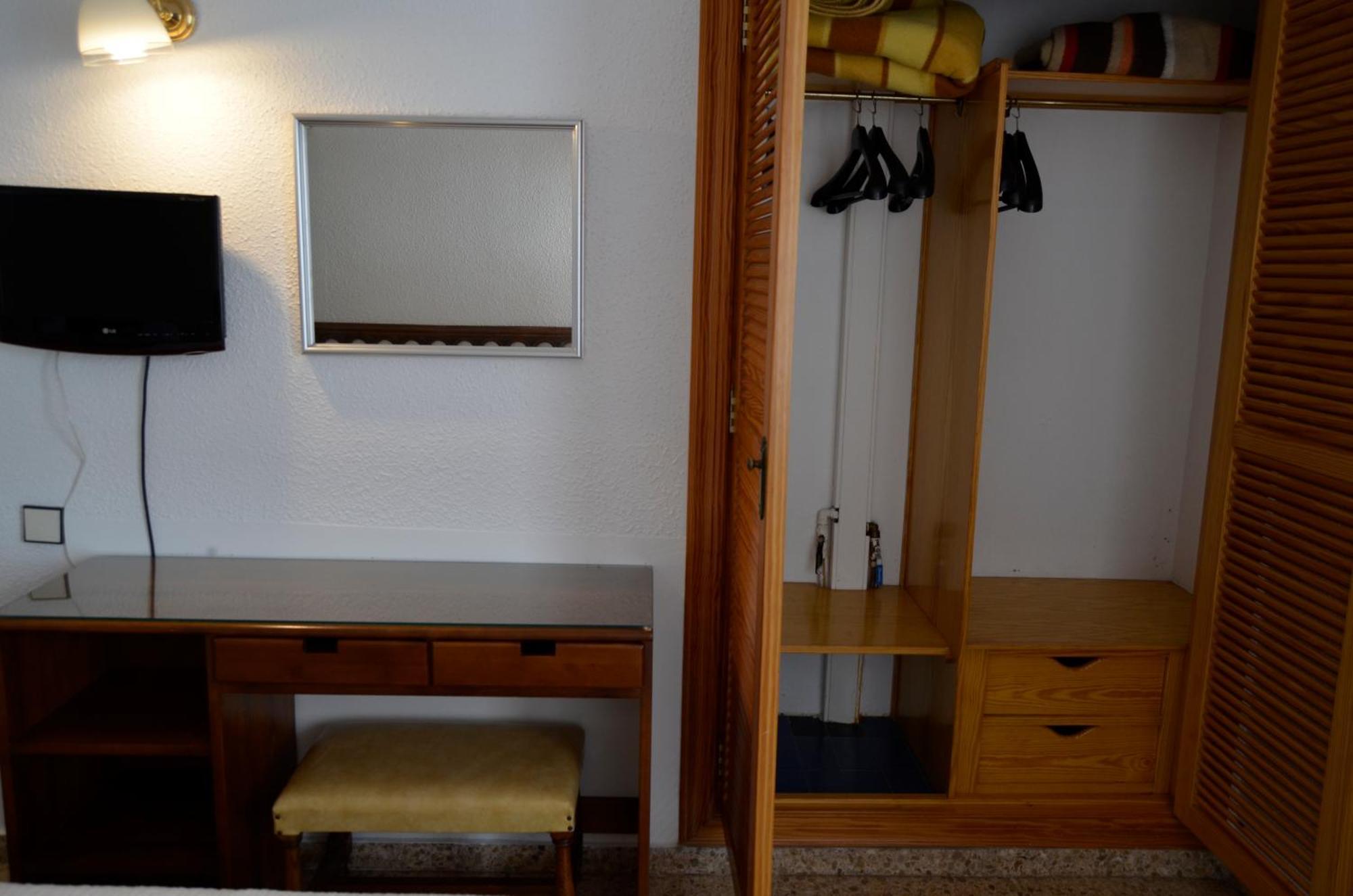 Hostal Blayet Valencia Eksteriør billede