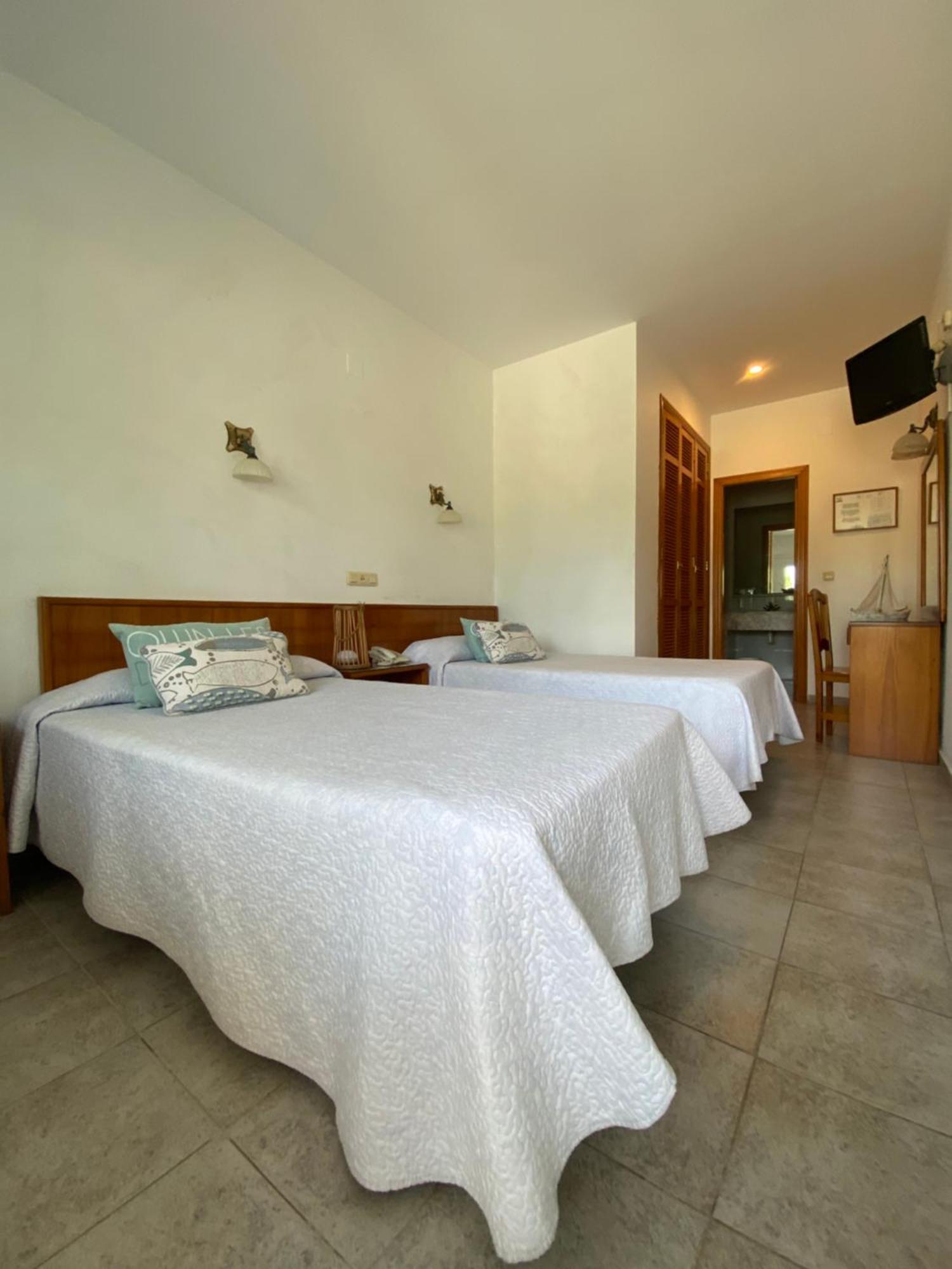 Hostal Blayet Valencia Eksteriør billede
