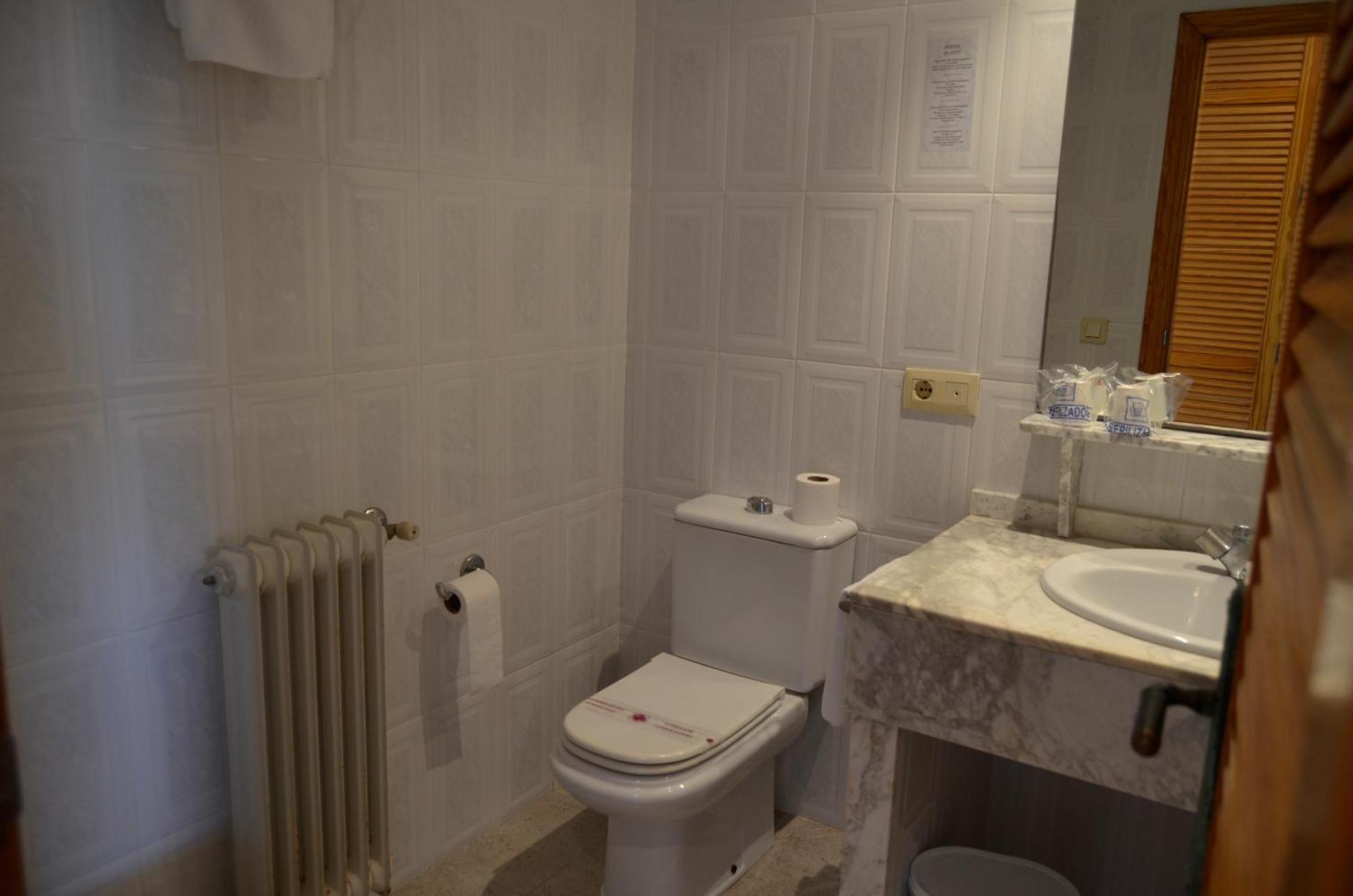 Hostal Blayet Valencia Eksteriør billede
