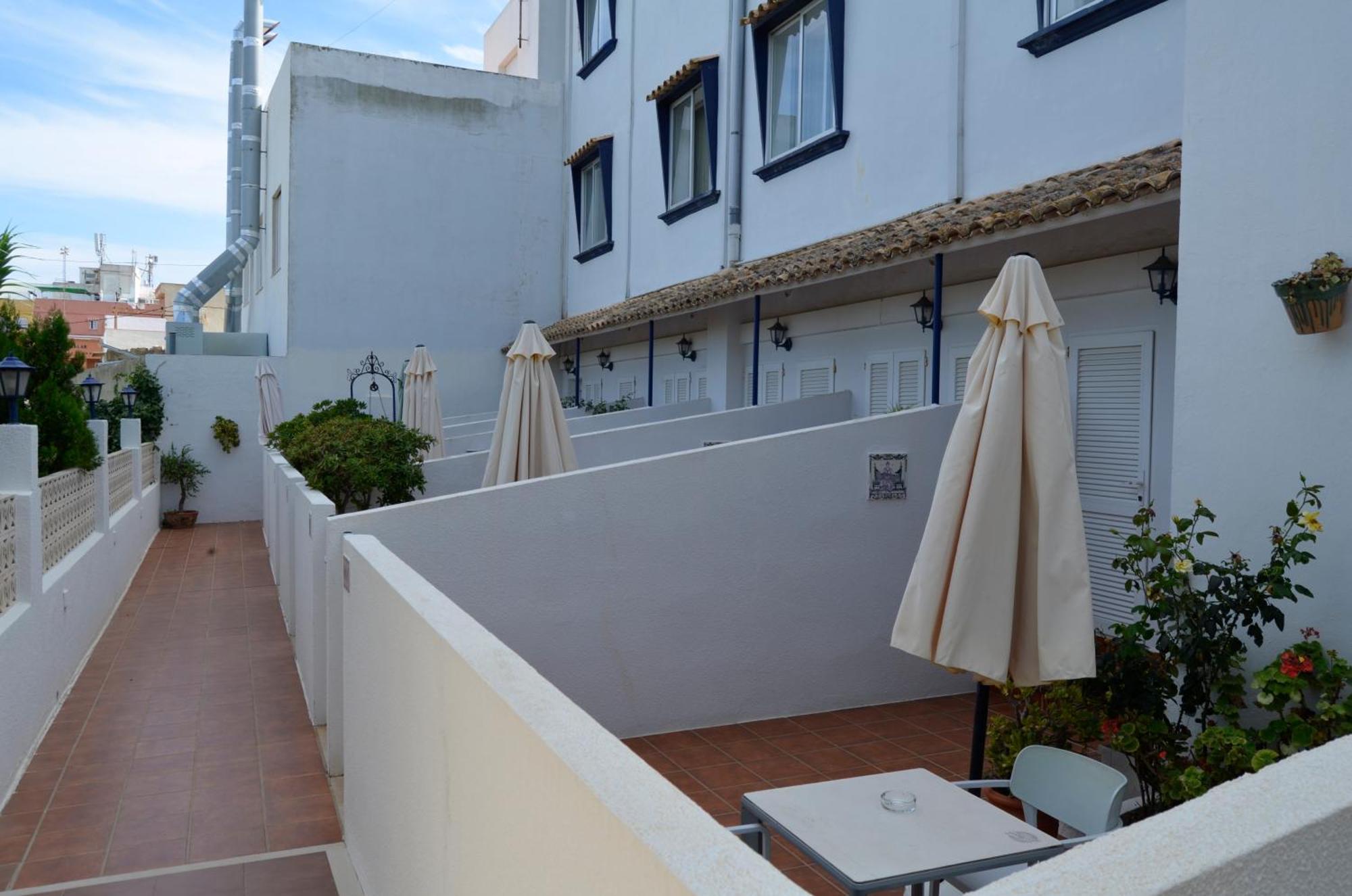 Hostal Blayet Valencia Eksteriør billede