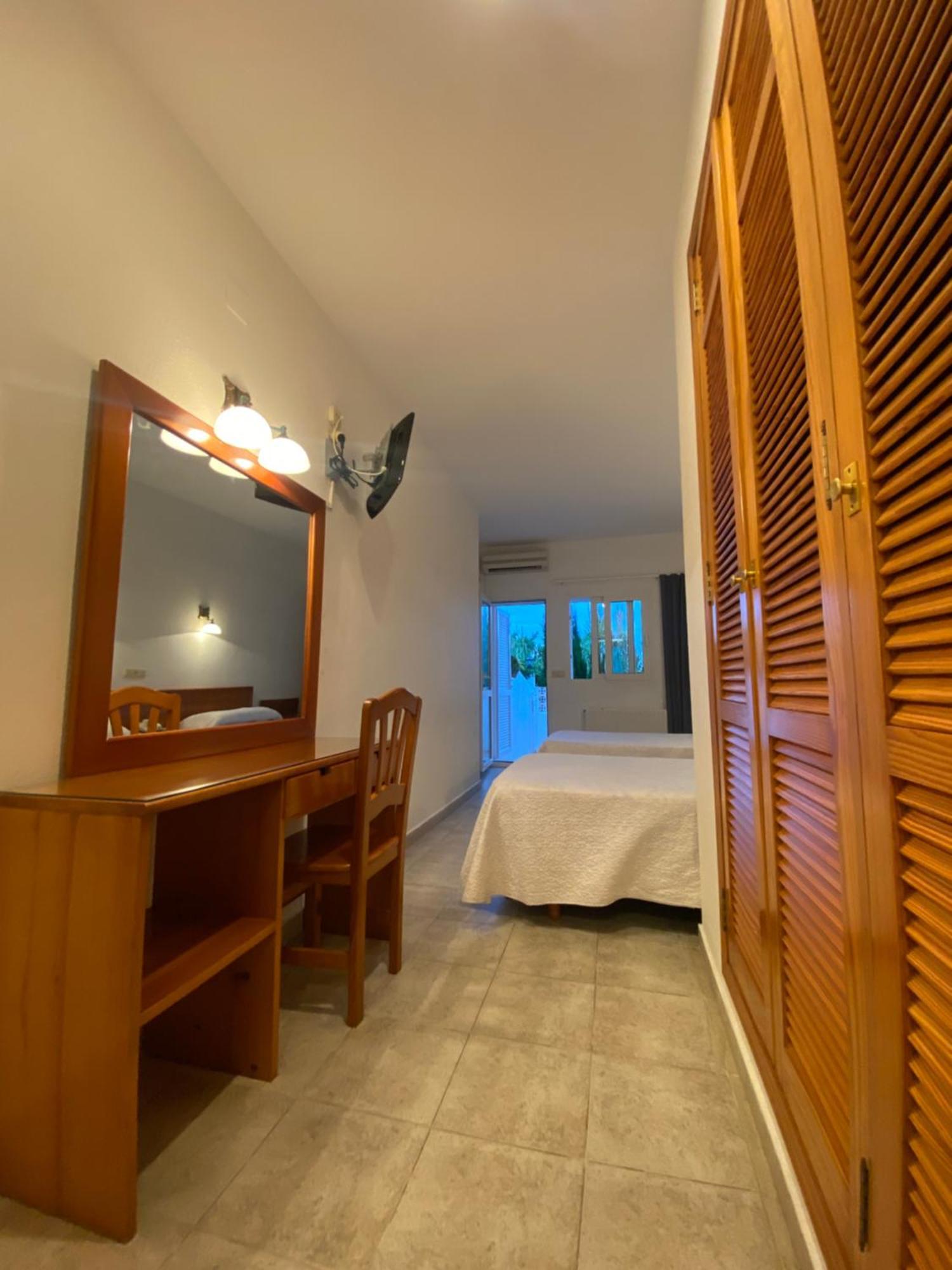 Hostal Blayet Valencia Eksteriør billede